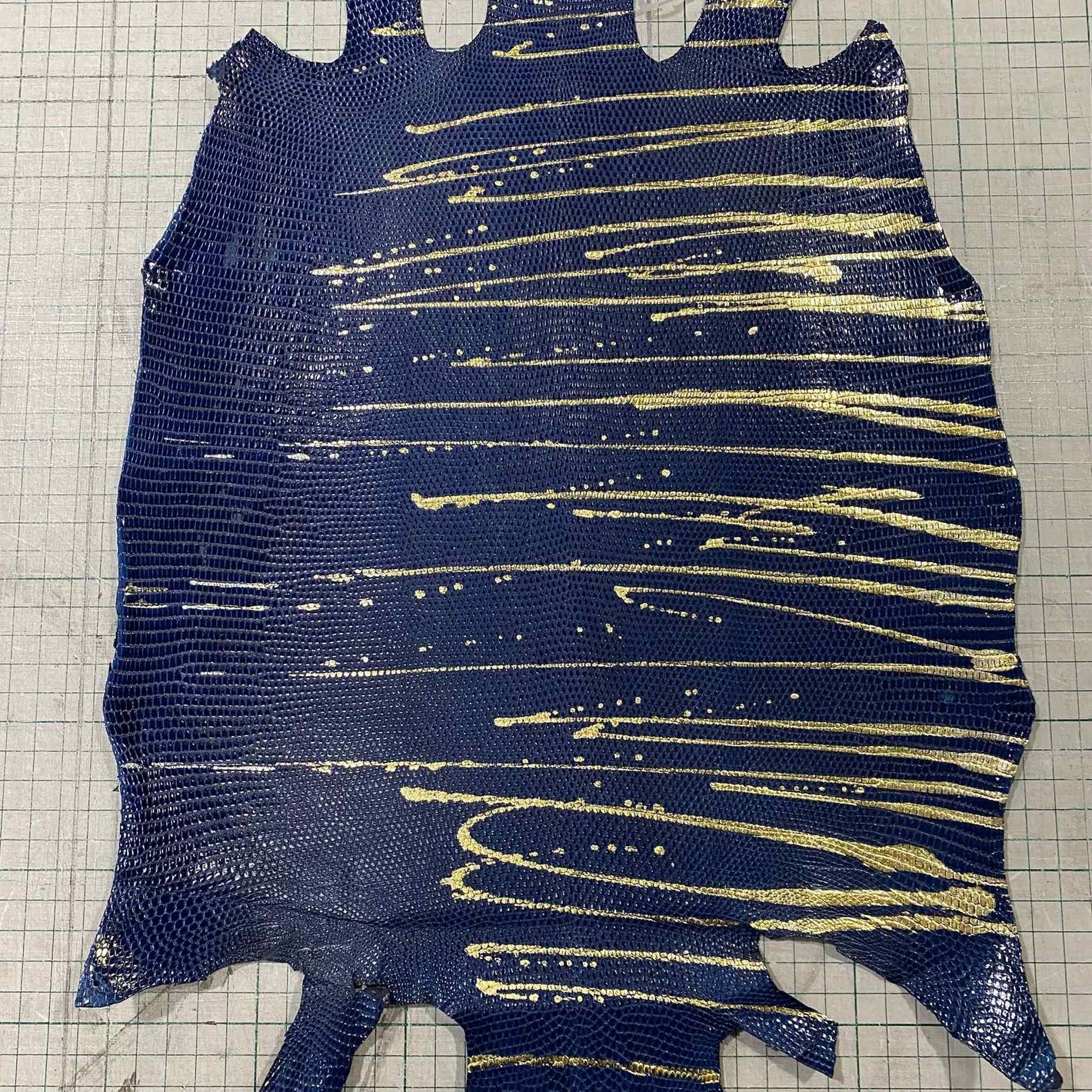 Navy Gold Splattered Lizard