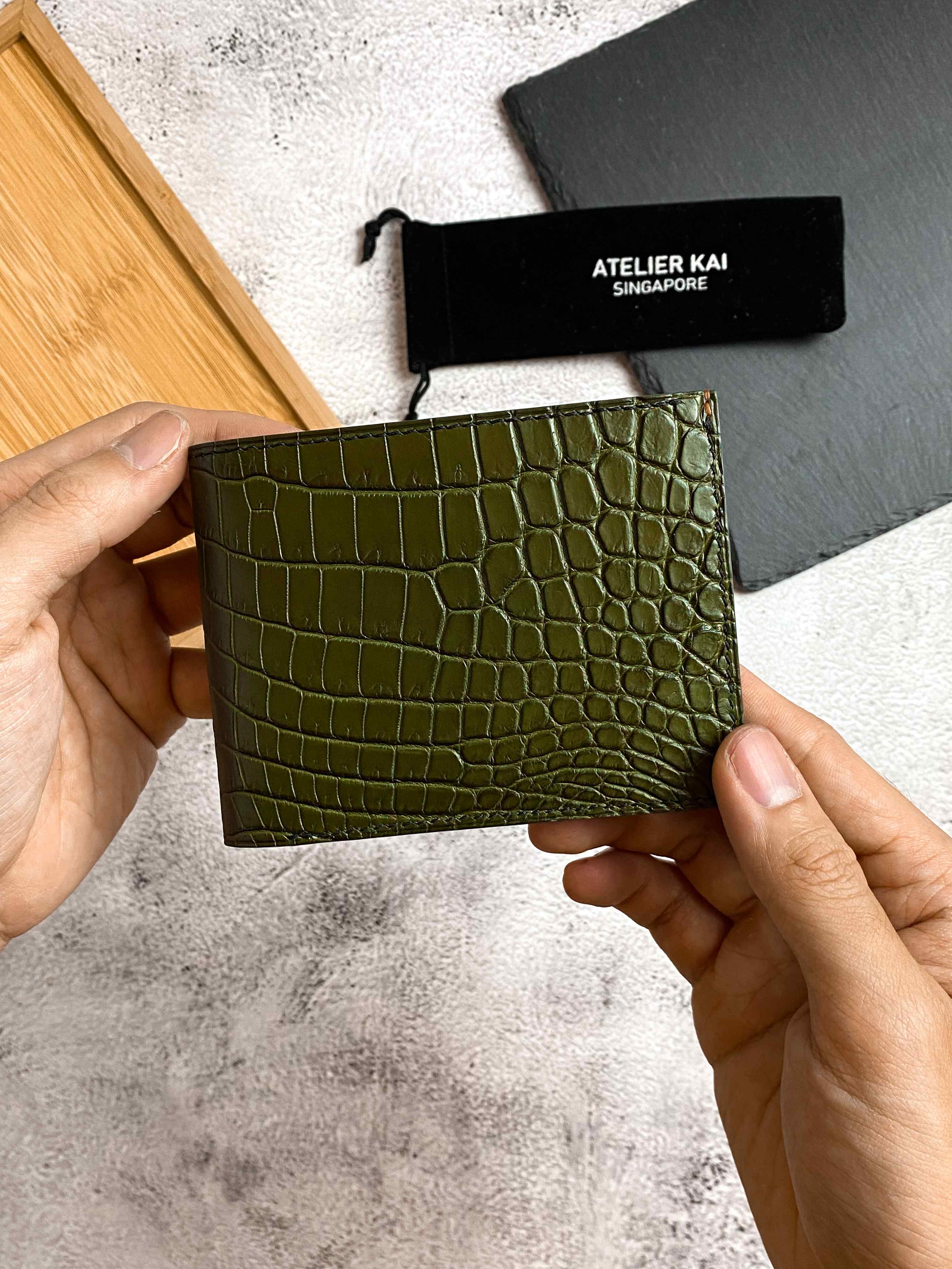 Crocodile wallet singapore deals